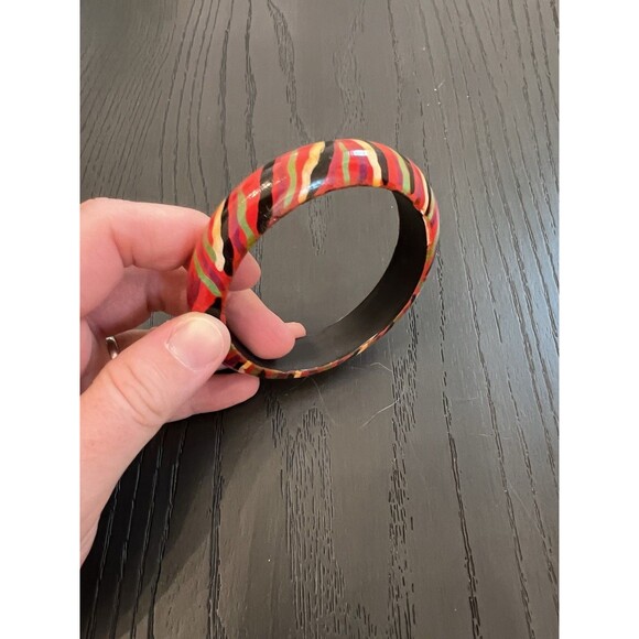 Red‎ Wooden Bangle With Black Green And Yellow - Picture 3 of 4